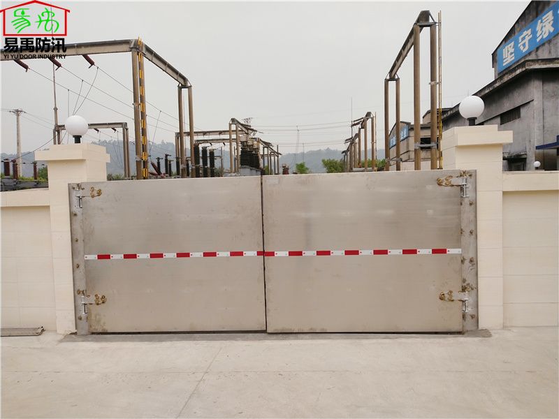 永祥安装不锈钢开启式防水门